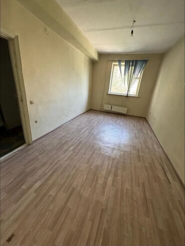 Продажа домов: 1 комната, 35 м², Индивидуалка, 2 этаж, Старый ремонт