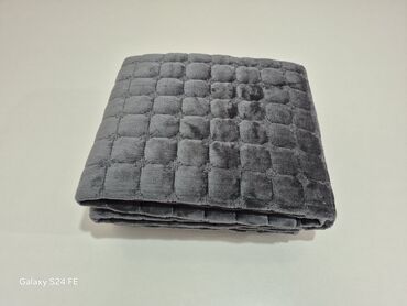 Prekrivači za nameštaj: Neklizajući, Višenamenski — 9