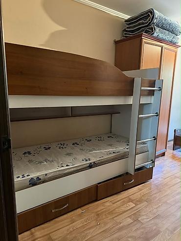 bunk bed: Двухъярусная кровать с матрасами и ящиками для хранения. 
 Миниторг 🤝 — 2