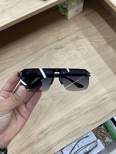 cartier очки: Солнцезащитные очки в полуободковой конструкции. - Форма — 9