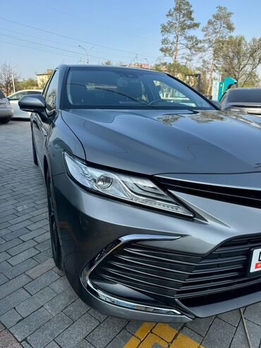 daf 75: Toyota Camry: 2022 г., 2.5 л, Автомат, Гибрид, Седан