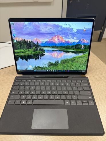 surface pro: Microsoft Surface Pro 9 planşet-noutbuk hibridi + Type Cover