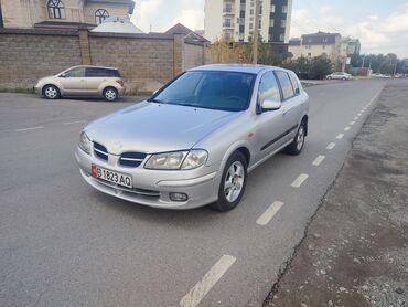 Nissan: Nissan Almera: 2002 г., 1.8 л, Механика, Бензин, Хэтчбэк