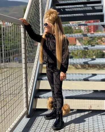 Kompleti: Toplo postavljene plišane trenerkice za devojčice u kompletu sa rajfom — 5