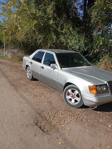 вентилятор на мерс: Mercedes-Benz W124: 2 л, Механика, Бензин