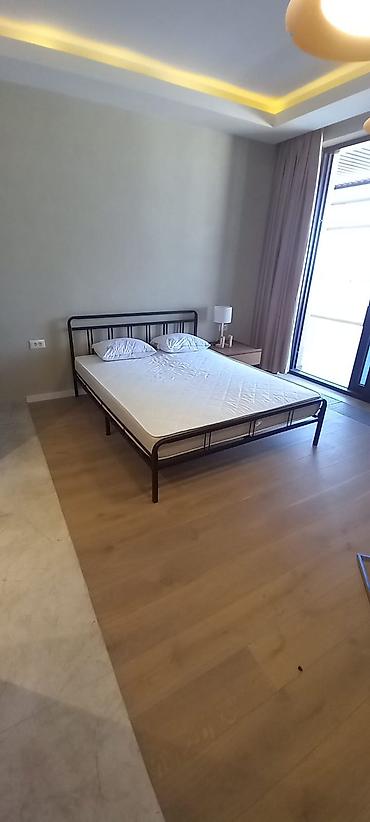 Yeni tikili: 1 otaqlı, Yeni tikili, 80 kv. m — 3