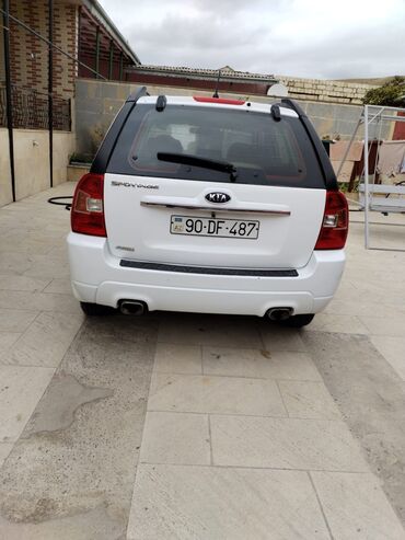 Kia: Kia Sportage: 0.2 l | 2008 il Krossover — 3