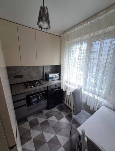 Продажа квартир: 1 комната, 47 м², 104 серия, 2 этаж, Евроремонт