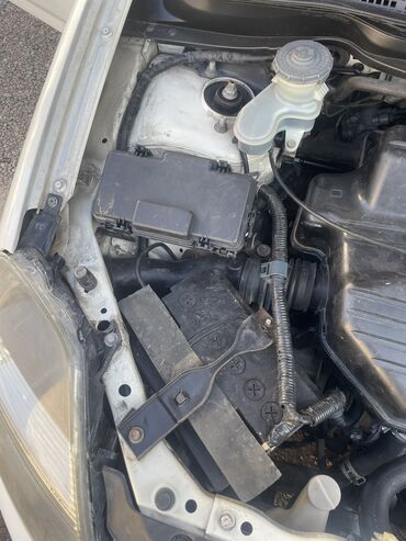 Honda: Honda Stream: 2003 г., 1.7 л, Автомат, Бензин, Минивэн — 14