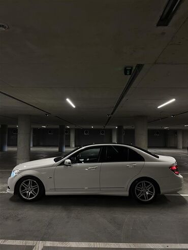 Mercedes-Benz: Mercedes-Benz C 180: 1.8 l | 2008 year Limousine at lalafo.gr Mercedes-Benz: Mercedes-Benz C 180: 1.8 l | 2008 year Limousine