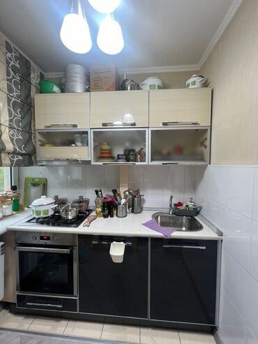 мебел кухния: Кухонный гарнитур