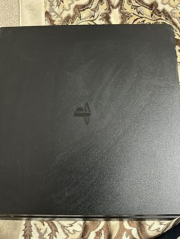 приставку купить: Игровая консоль Sony PlayStation 4 Slim (чёрная). +2 джойстика и 4 — 1