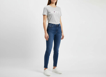 reserved oversize t shirty: Carry, Women`s T-shirt, size S at lalafo.pl reserved oversize t shirty: Carry, Women`s T-shirt, size S
