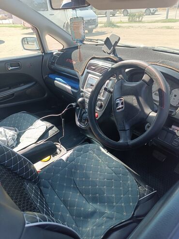 Honda: Honda Stream: 2002 г., 2 л, Автомат, Бензин, Минивэн — 4