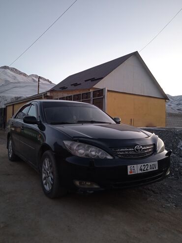 Toyota: Toyota Camry: 2004 г., 2.4 л, Механика, Бензин, Седан