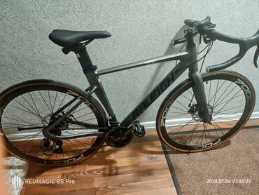 велосипедди: Шоссейный велосипед, Другой бренд, Рама L (172 - 185 см), Алюминий, Китай, Новый