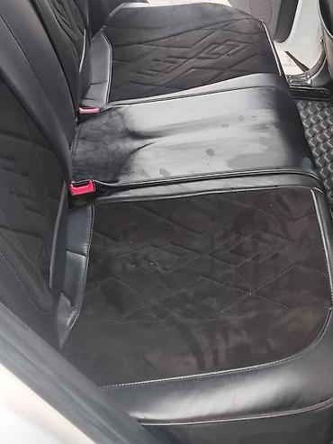 BYD: BYD E2: 2025 г., Электромобиль, Хэтчбэк — 10