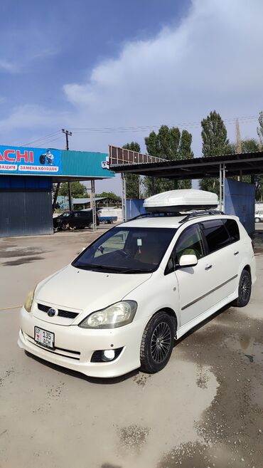 Toyota: Toyota Ipsum: 2004 г., 2.4 л, Автомат, Газ, Минивэн