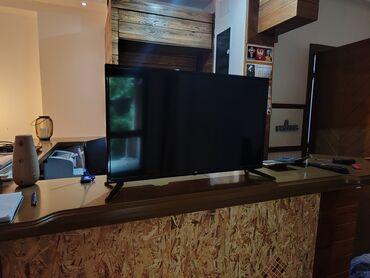 Televizori: LED TV marke Vox dijagonale 32 inca, model 32DSA314B, u perfektonom — 1