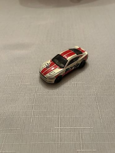 Avtomobil satışı: Təcili Satılır…Endirim Var… Jeep Wrangler qara modelkası satılır — 16