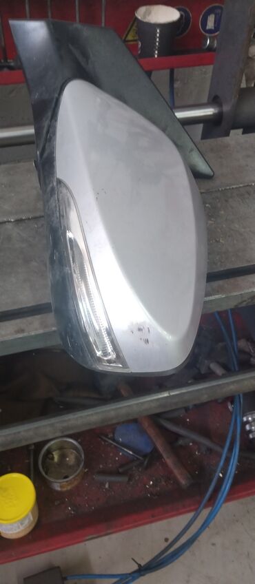 Hunday Elantra yan guzgu. işlənmiş . 50₼
