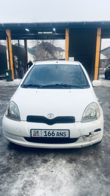 Toyota: Toyota Yaris: 1999 г., 0.1 л, Механика, Бензин