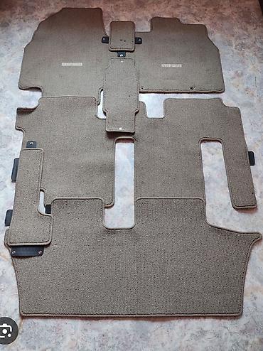 зонда степ: Комплект фирменных ковриков салона для Honda Stepwgn - Оригинальная — 1