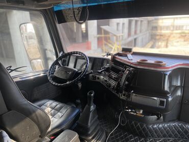 Тягачи: Тягач, Volvo, 2001 г., Без прицепа — 3