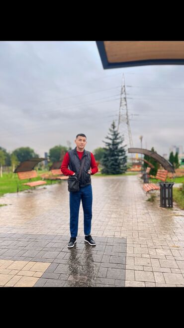 Охрана, безопасность: Ищу роботу меня зовут Эрмек возраст 28лет рост 1:85 вес 80кг есть