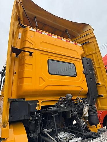 Тягачи: Тягач, Shacman, 2021 г. — 8