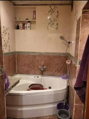 Uzunmüddətli kirayə mənzillər: 7 ci Mikrorayonda Tayqa marketin yani 5 mertebenin 2 ci mertebesinde 2 -da lalafo.az — 4 Uzunmüddətli kirayə mənzillər: 7 ci Mikrorayonda Tayqa marketin yani 5 mertebenin 2 ci mertebesinde 2 — 4