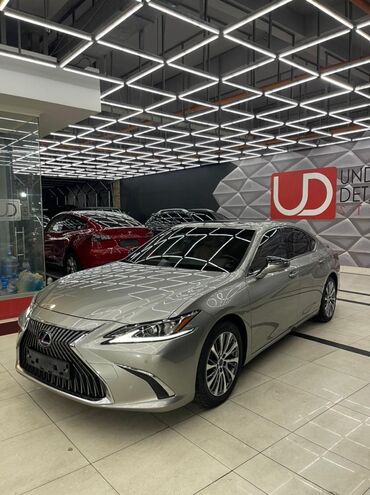 Lexus: Lexus ES: 2019 г., 2.5 л, Вариатор, Гибрид, Седан