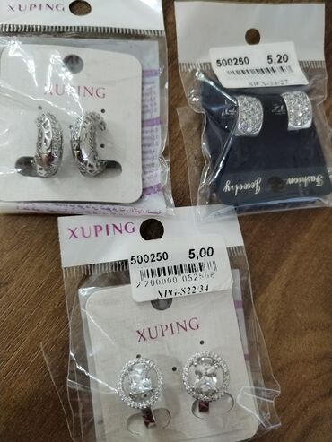 Sırğalar: Mağaza bağlanıb əldə qalan bujuteriyalar ucuz qiymətə satılır -da lalafo.az — 16 Sırğalar: Mağaza bağlanıb əldə qalan bujuteriyalar ucuz qiymətə satılır — 16