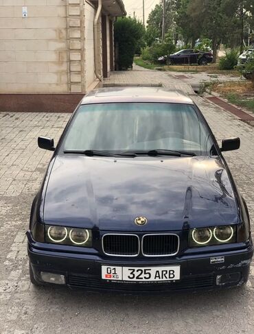 срочно в связи с переездом: Продам Бмв е36 325 1991год М50б25 Мотор 5 Коробка 5 Редуктор 188