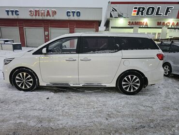 Kia: Kia Carnival: 2018 г., 2.2 л, Автомат, Дизель, Внедорожник