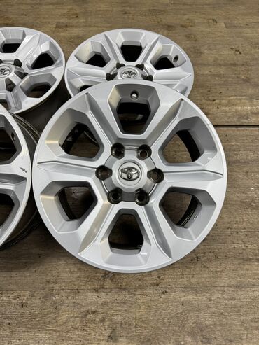 Диски: Литые Диски R 17 Toyota, Комплект, отверстий - 6, Б/у — 10
