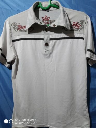 Рубашки: Мужская одежда б/у: рубашки, футболки, безрукавка, олимпийки. от — 6