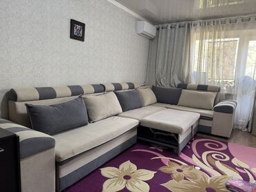 Угловые диваны: Угловой диван, C подушками — 4