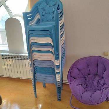 ustullar: Məhsul: Plastik yığıla bilən oturacaqlar və bənövşəyi “papasan” tipli — 1