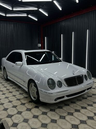 Mercedes-Benz: W210 E320Avangard 2001