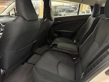 Toyota: Toyota Prius: 2018 г., 1.8 л, Вариатор, Гибрид, Хэтчбэк — 9