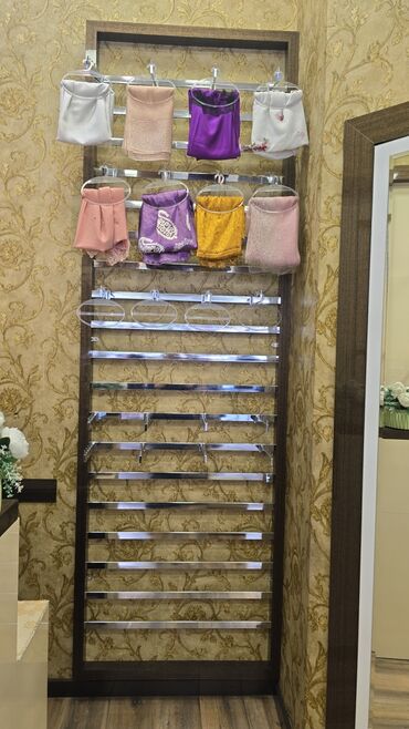 Digər mebel: Geyim mağazası ücün mebel,vitrin stilaj,aksesuarlar, kreslo -da lalafo.az — 13 Digər mebel: Geyim mağazası ücün mebel,vitrin stilaj,aksesuarlar, kreslo — 13