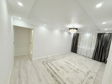 Продажа квартир: 3 комнаты, 59 м², 104 серия, 1 этаж, Евроремонт