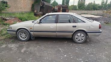 трактор капатил: Mazda 626: 1989 г., 2 л, Механика, Бензин, Лифтбек — 3