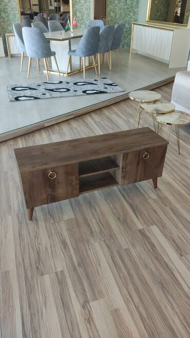 TV altlığı: *TV📺STEND* 90 azn çatdırılma pulsuz(şəhərin içi ətrafı ) Ölçü — 10