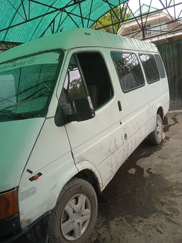 машину в рассрочку: Ford Transit: 1990 г., 0.2 л, Механика, Бензин, Бус