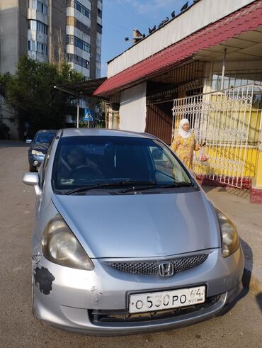 хонда сивик леви руль автамат хежибек серебристый: Honda Fit: 2001 г., 1.3 л, Автомат, Бензин, Хэтчбэк
