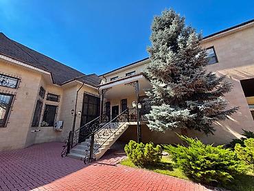 Продажа коттеджей и домов: 5 и более комнат, 630 м², 9 соток, Бишкек, 4 мкр Агентство недвижимости — 25