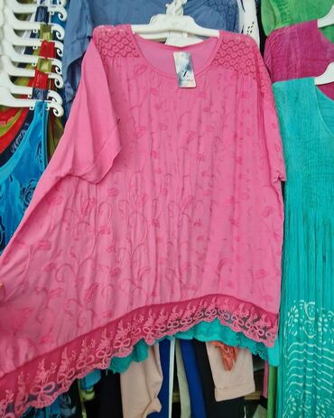 Tunike: 3XL (EU 46)