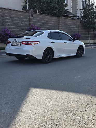 надпись камри: Toyota Camry: 2017 г., 2.5 л, Автомат, Бензин, Седан — 6